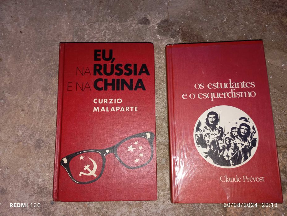 Vários livros antigos