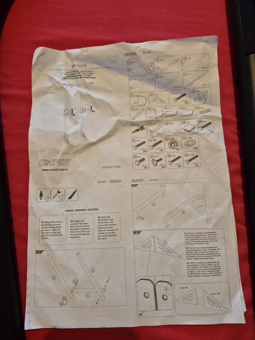 Torre de treino multifuncional NOVA para abdominais, dips, costas, etc