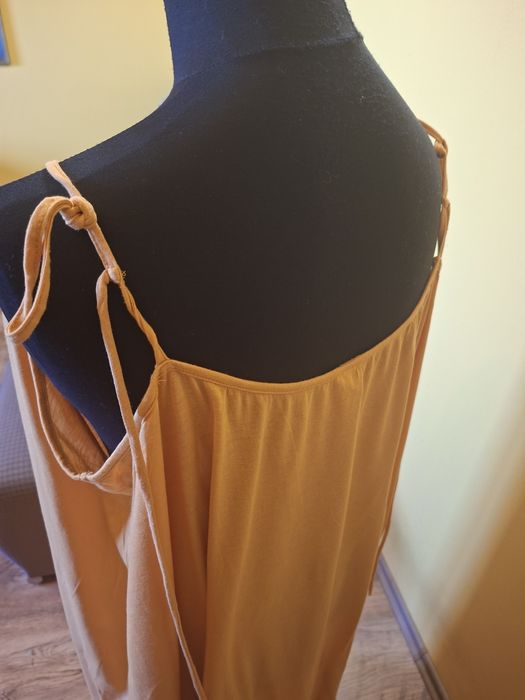 Duża sukienka plus size H&M