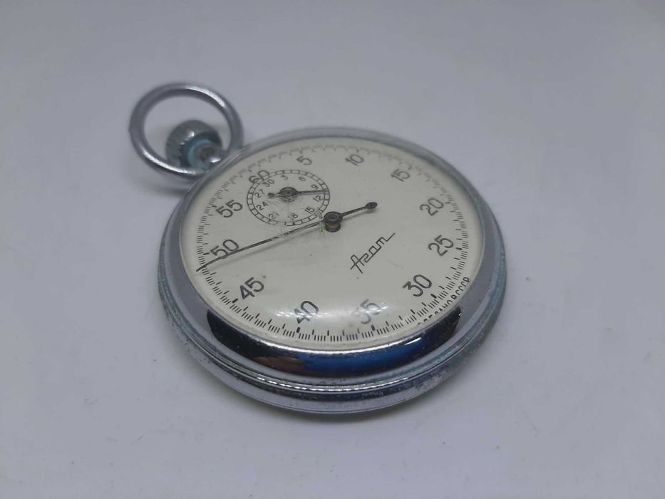 Stary radziecki stoper mechaniczny Azam
