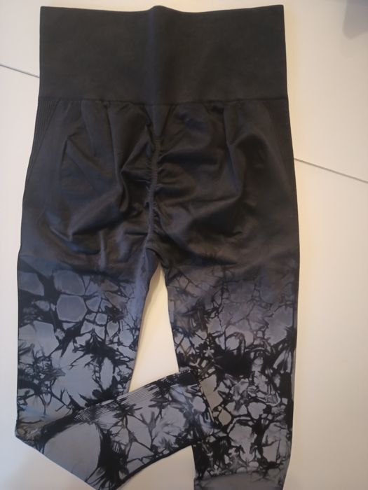 Nowe legginsy push up wysoki stan rozmiar s