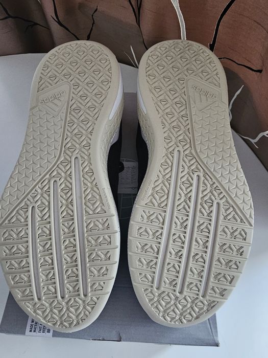 Adidas Trainer V GW4055