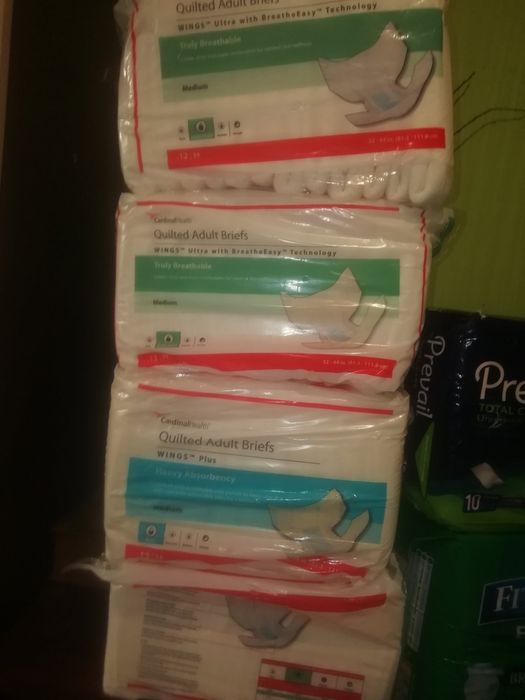 Продам Памперси. Розмір М.