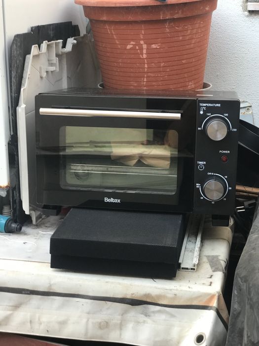 Forno electrico em bom estado de bancada