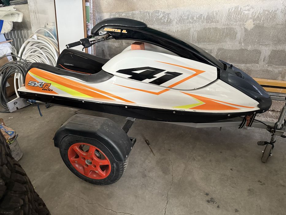 KAWASAKI  800 casco: US KAW20052I405