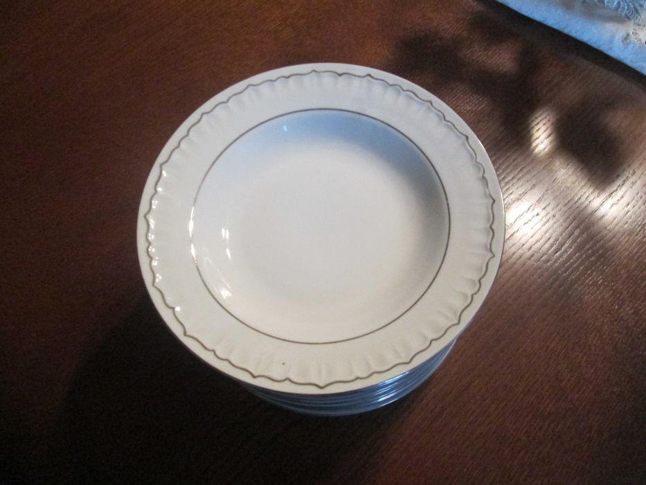 Sprzedam talerze do zupy kpl. - 12 sztuk
