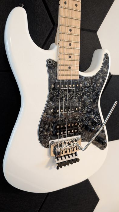 Gitara Jackson Adrian Smith SDX w bardzo bogatej konfiguracji