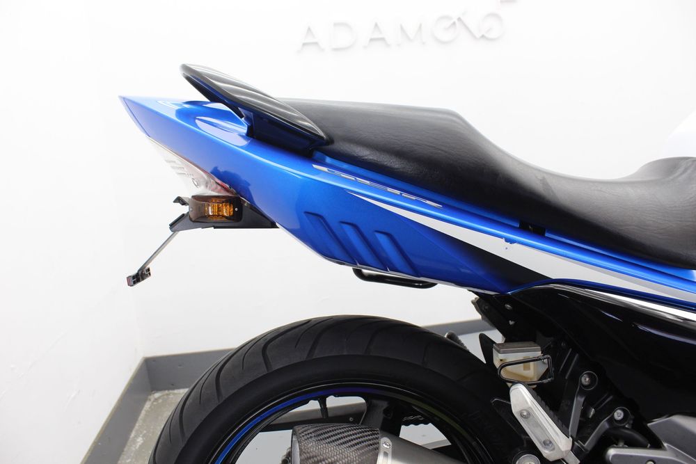 Suzuki GSR 250 (2 циліндра, інжектор)