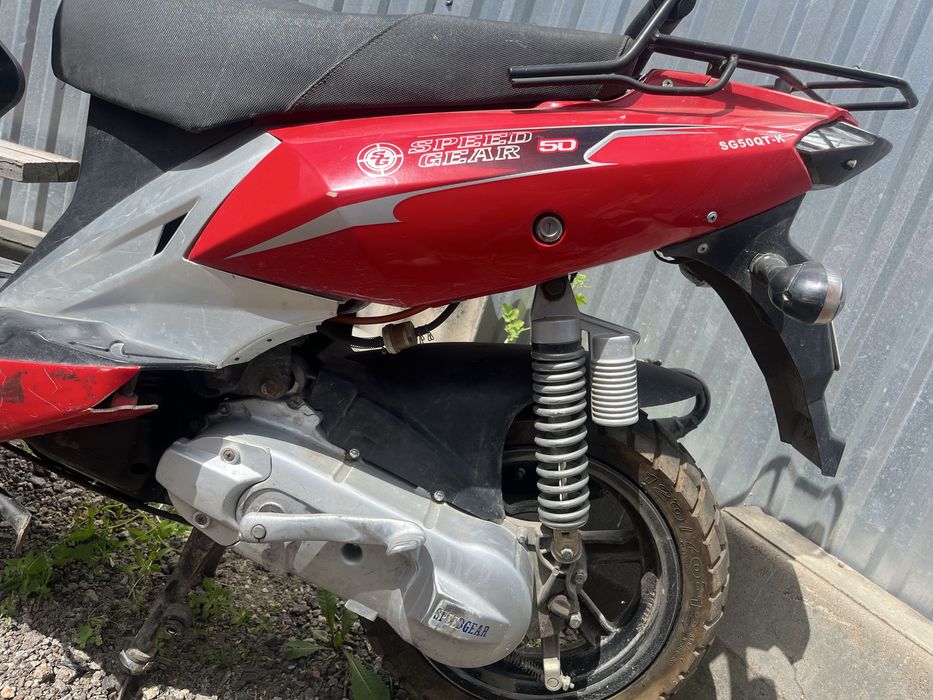 Продам мопед  SG50QT