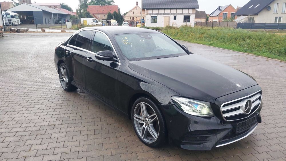 Mercedes benz e350d v6 w213 amg 4matic 9g