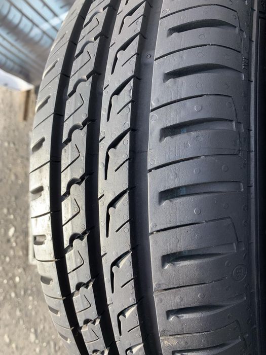 Шини демо 175/65 R14 пара Barum літо 7,8мм