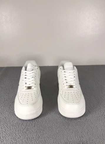 Nike_Air_Force_1_Low_'07_White R.45