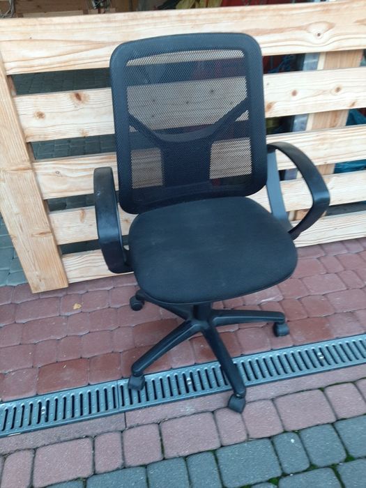 Krzesła obrotowe do biurka