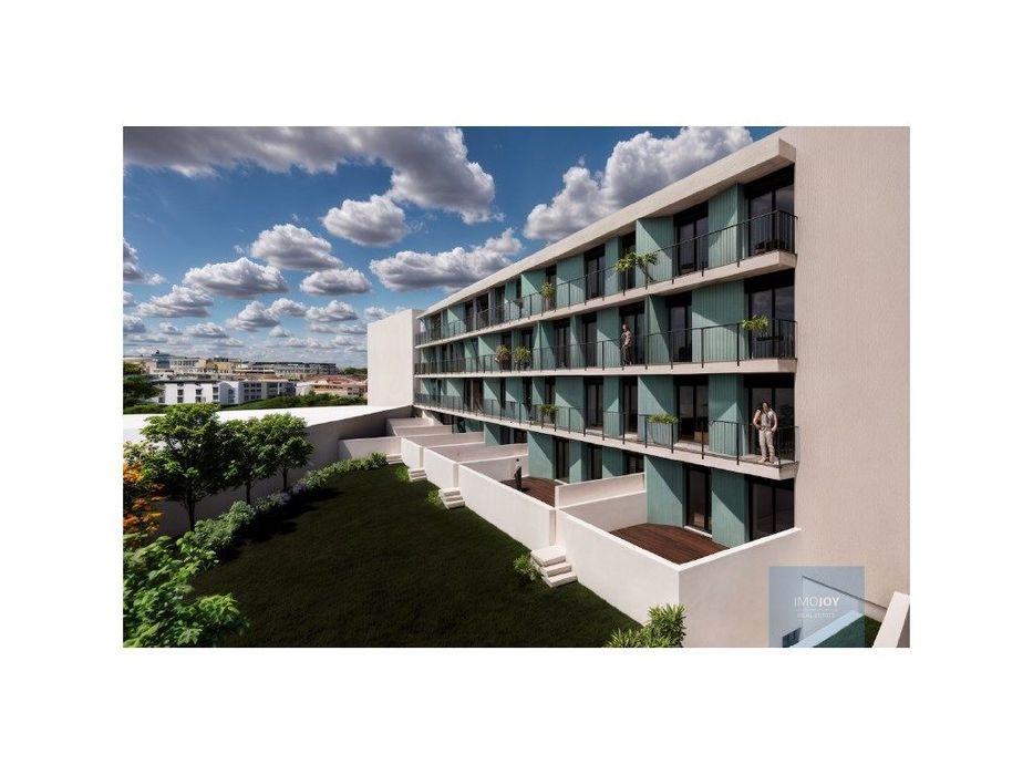 Apartamento T0 com Varanda em Construção no Porto — Paranhos, Porto