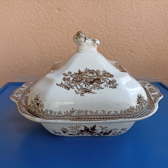 Prato coberto inglês Wedgwood motivo Asiatic Pheasant