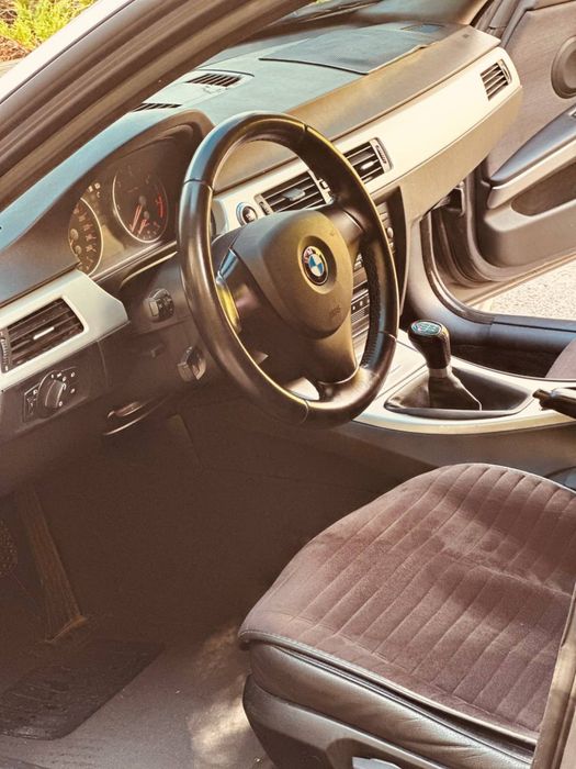 BMW 3 e91.