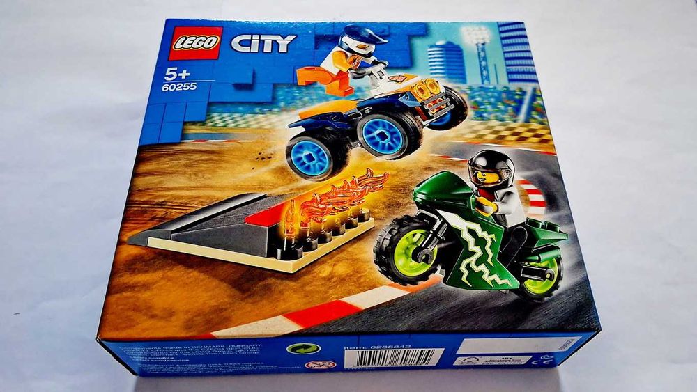 Lego City Race 60255 Stunt Team selado