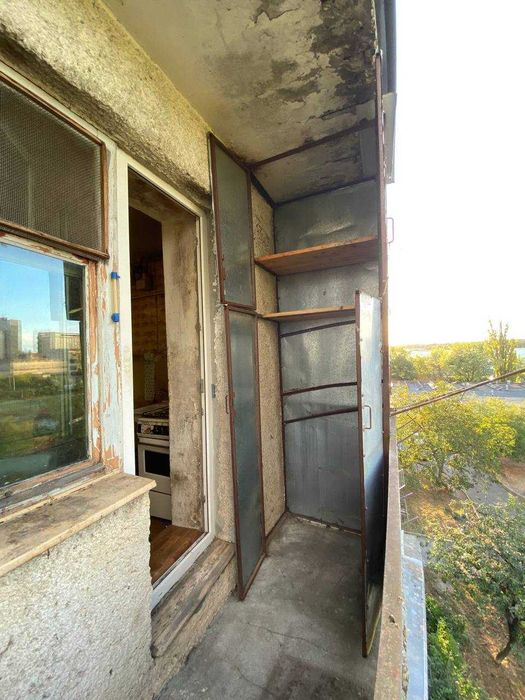 Продам квартиру від власника — під ремонт
