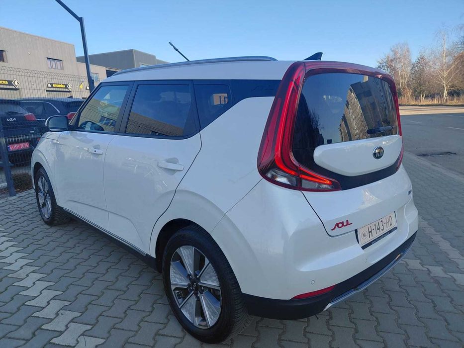 KIA SOUL 2019 рік Автомат Електро 64 kWh 204 к.с Свіжа з Нідерландів