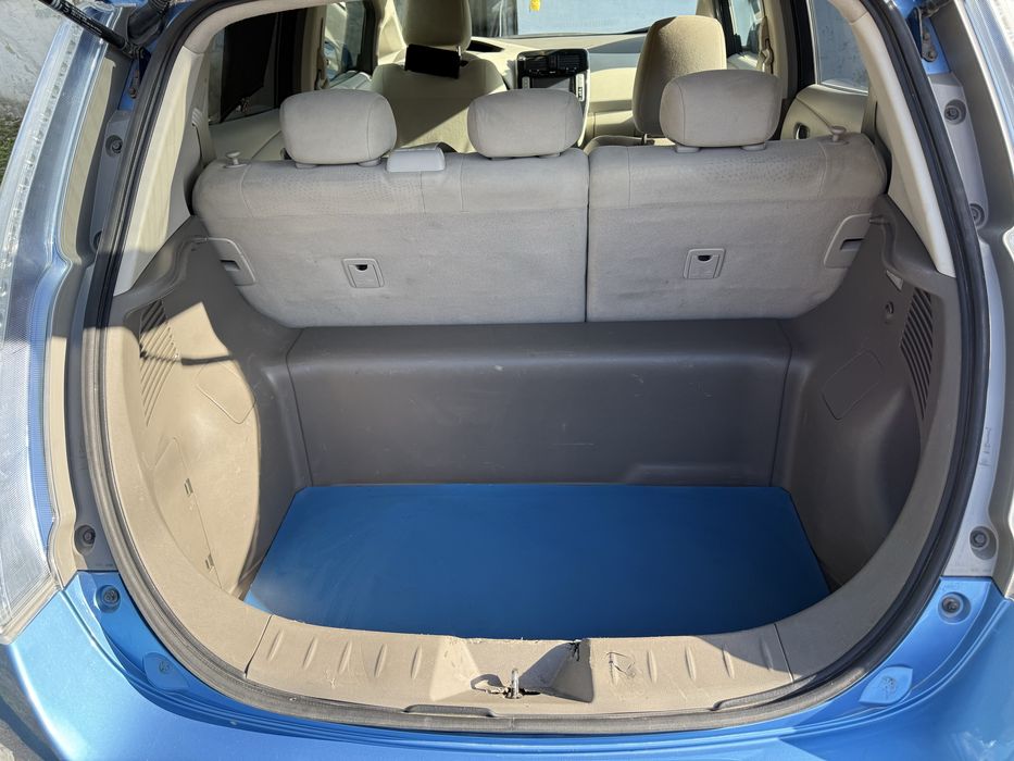 Nissan Leaf 2012