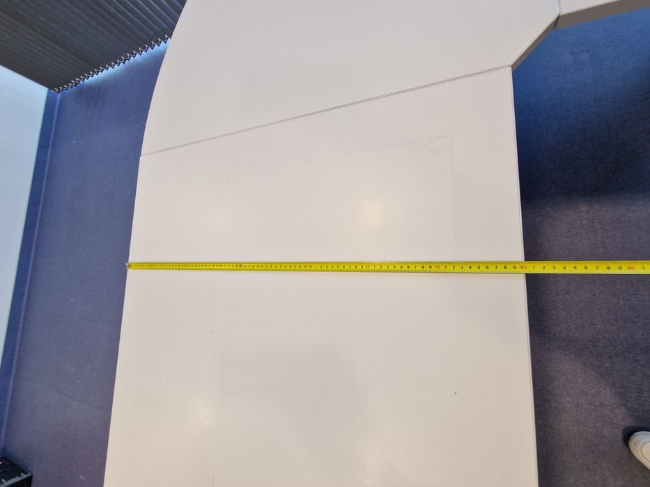 Secretária com canto