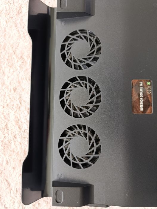 Base refrigeradora para portátil