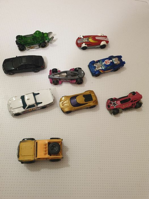 Машинки  Hot Wheels