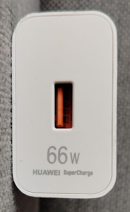 Ładowarka Huawei (Honor) 66W + kabel  - 1, 5m 10A  Czytaj opis.