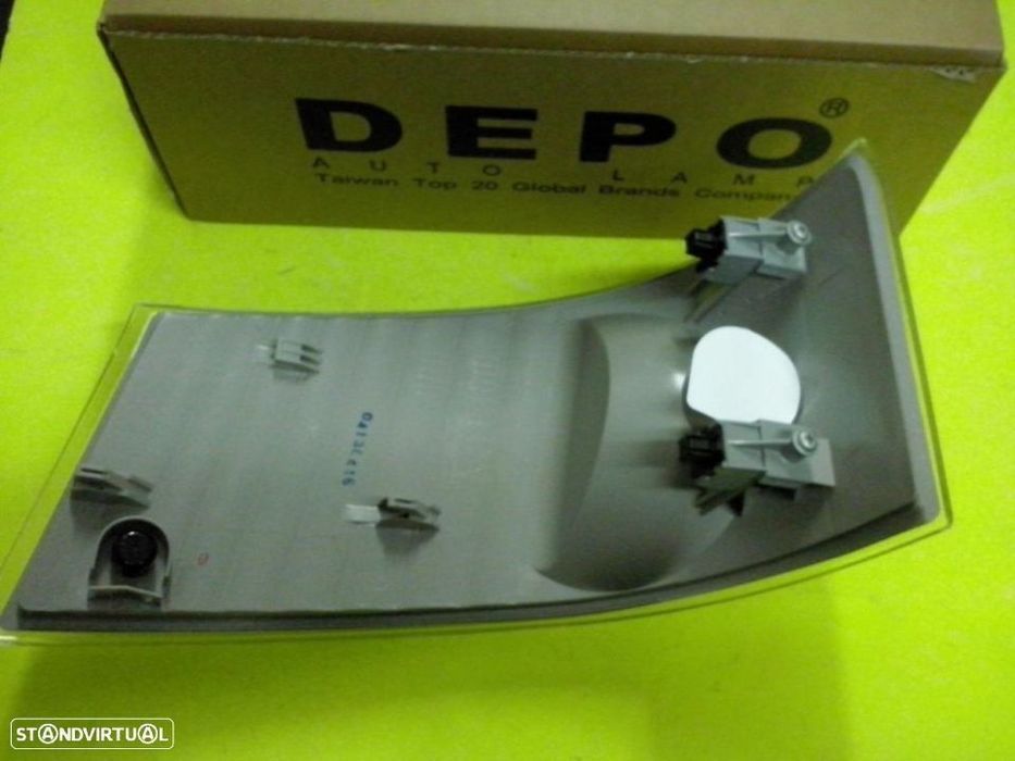 Farolins Farolim de pisca Mitsubishi Canter Fuso 2012- NOVOS