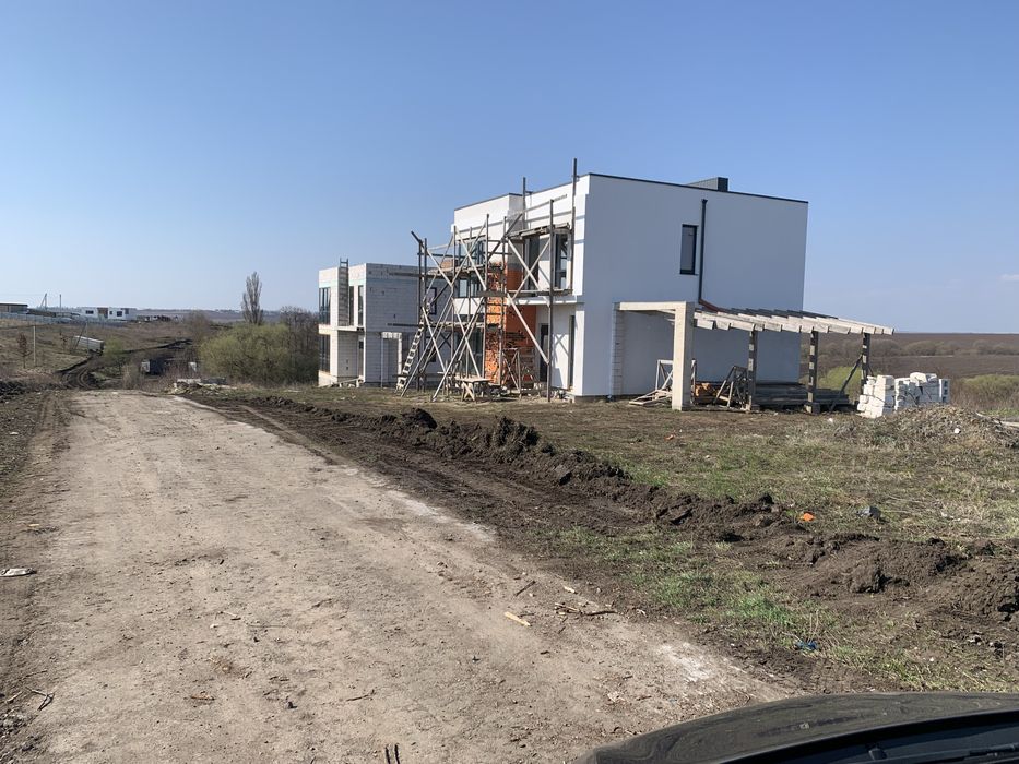 Продам земельну діляку 5,4 сотки