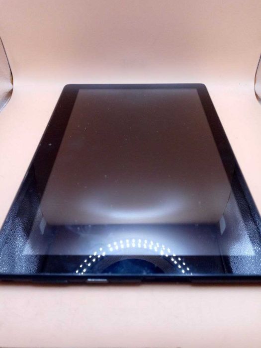 Планшет Lenovo Tab E10 TB-X104L 2/16G