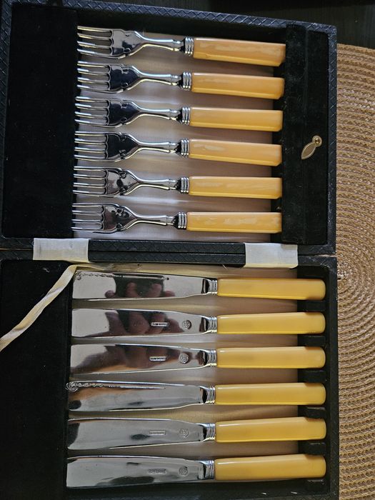 Stary komplet sztućców Anglia