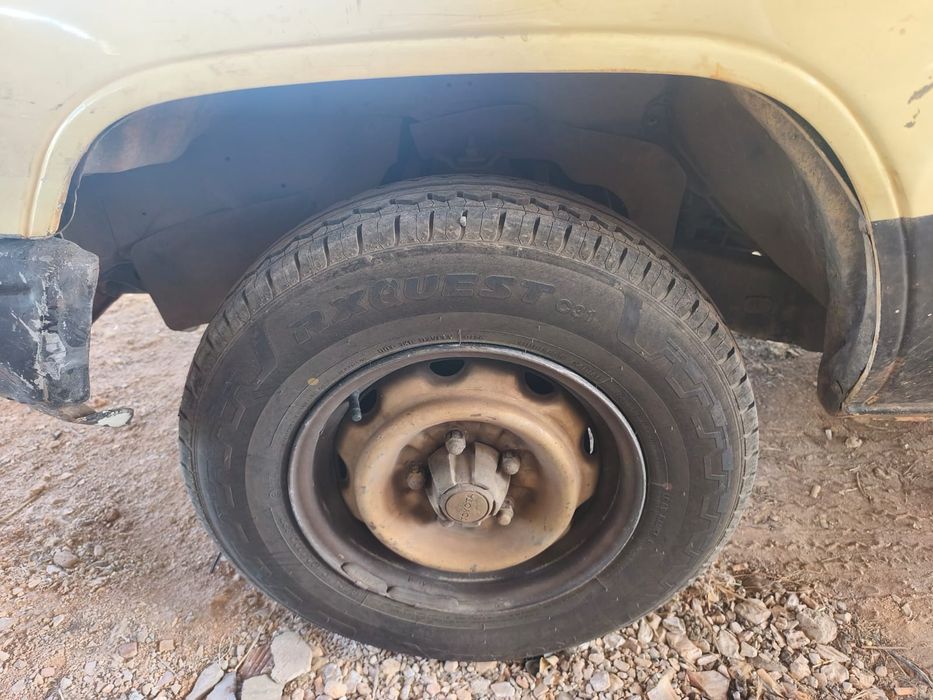 Toyota Hilux 2.4