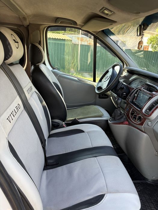 Продам Opel Vivaro long ( довга база ) рестайнлінг пасажир