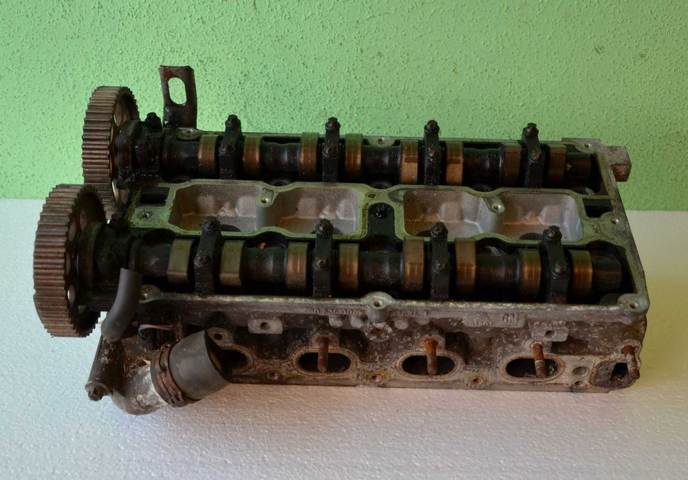 Głowica Silnika Opel 1.8 16V X18XE1