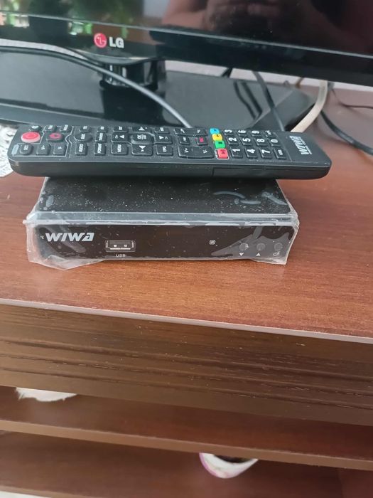 Telewizor lg 32ln570r + dekoder wiwa