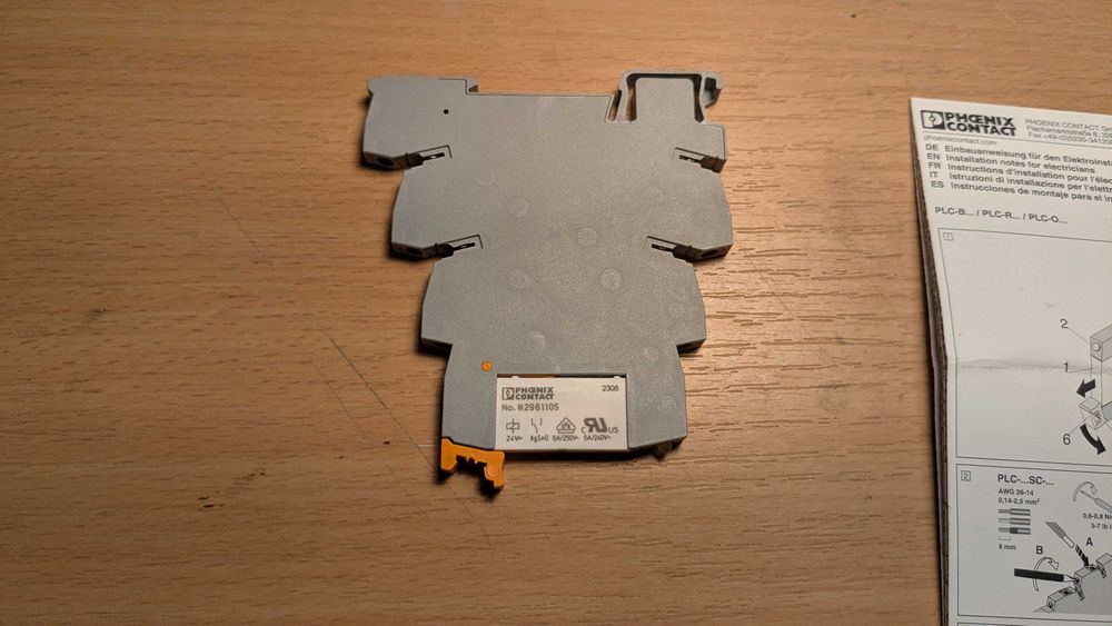 Przekaźnik interfejsowy Phoenix Contact PLC-RSC-24UC komplet 10 szt.