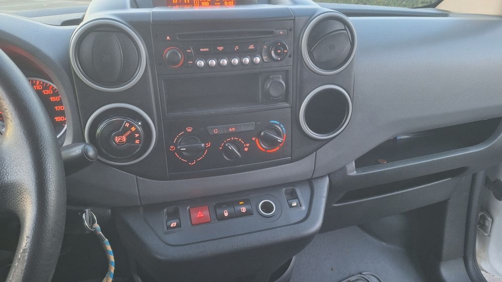Peugeot Partner 1.6  cx. automática