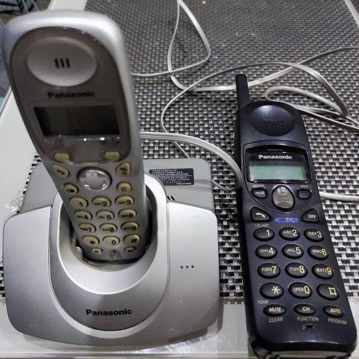 Телефони стаціонарні по 250гр