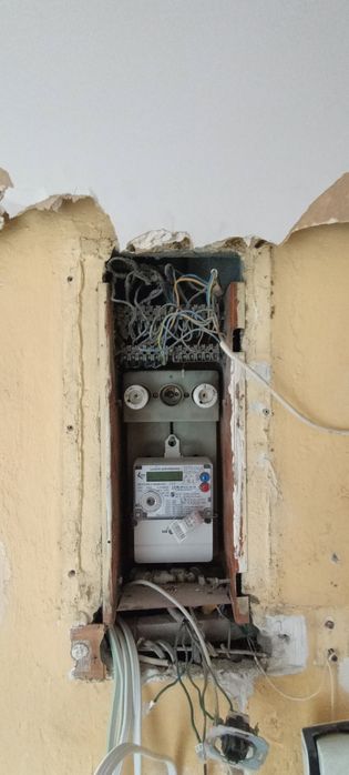 Elektryk, elektromonter