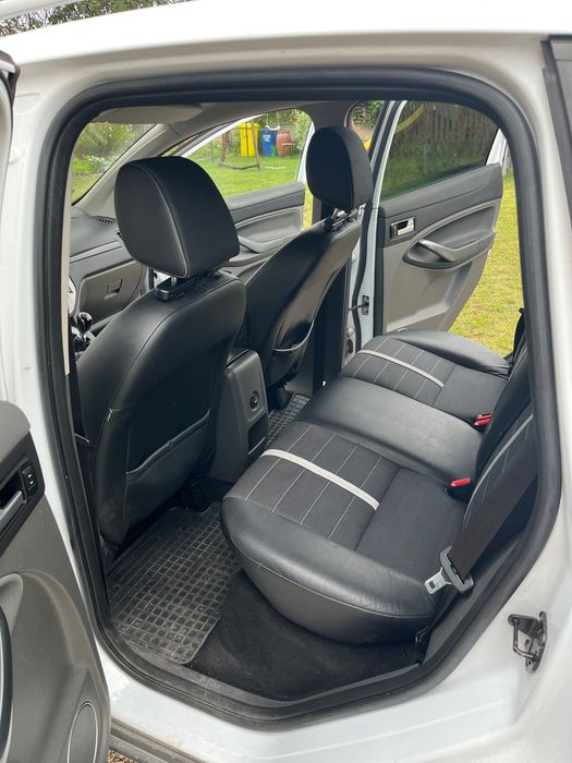 Witam mam do sprzedania Ford Kuga
