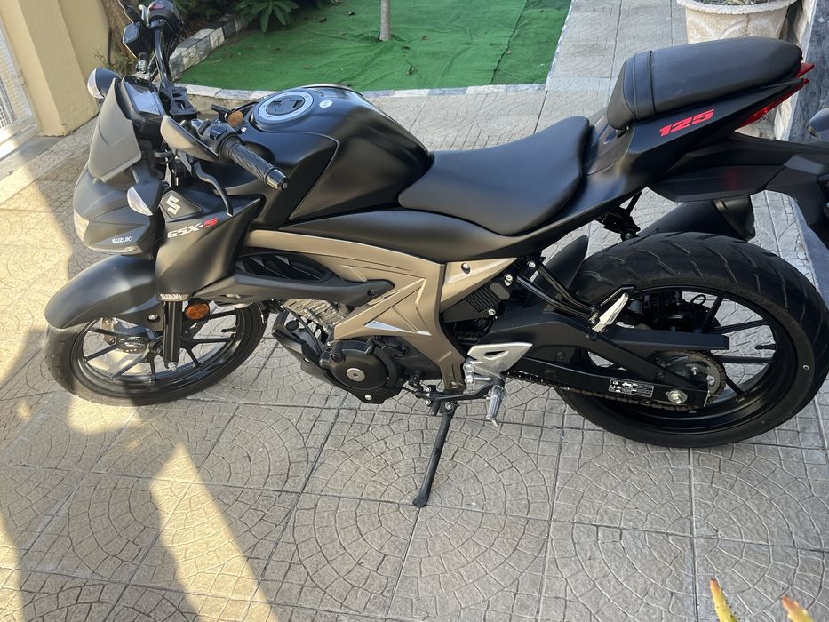 Gsx-s 125cc impecavel