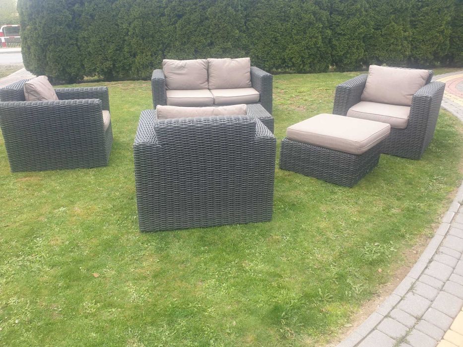 Wypoczynek Royal Life Style z technorattanu-meble do ogrudu