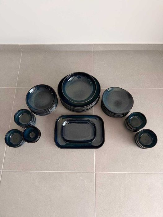 Cesar Castro Blue Tableware Set477771525773731841