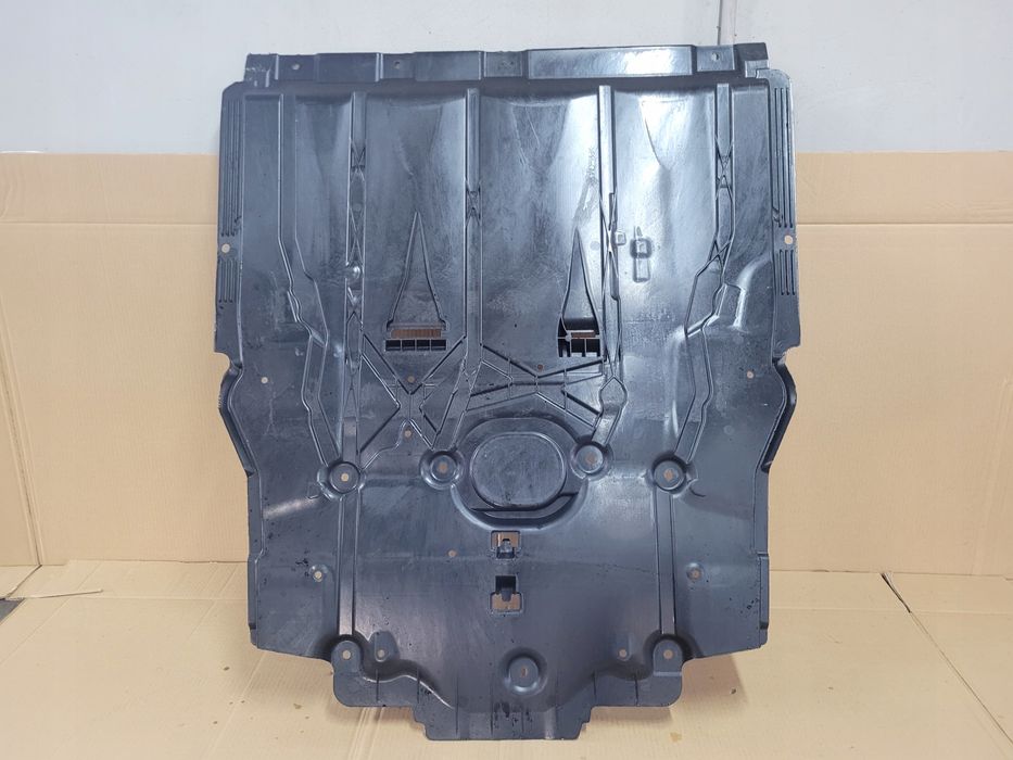 mercedes-benz w177 w118 w247 osłona pod silnik a2475202600
