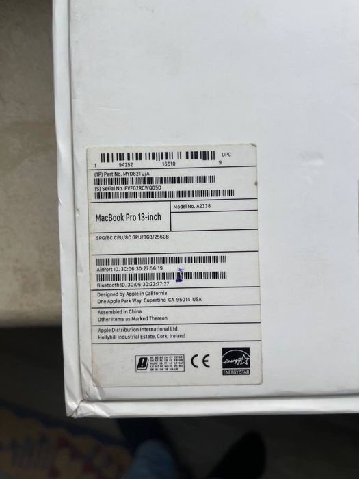 Комп’ютер ноутбук MacBook pro 13 2020 M1, 8 GB , Ram 256 GB