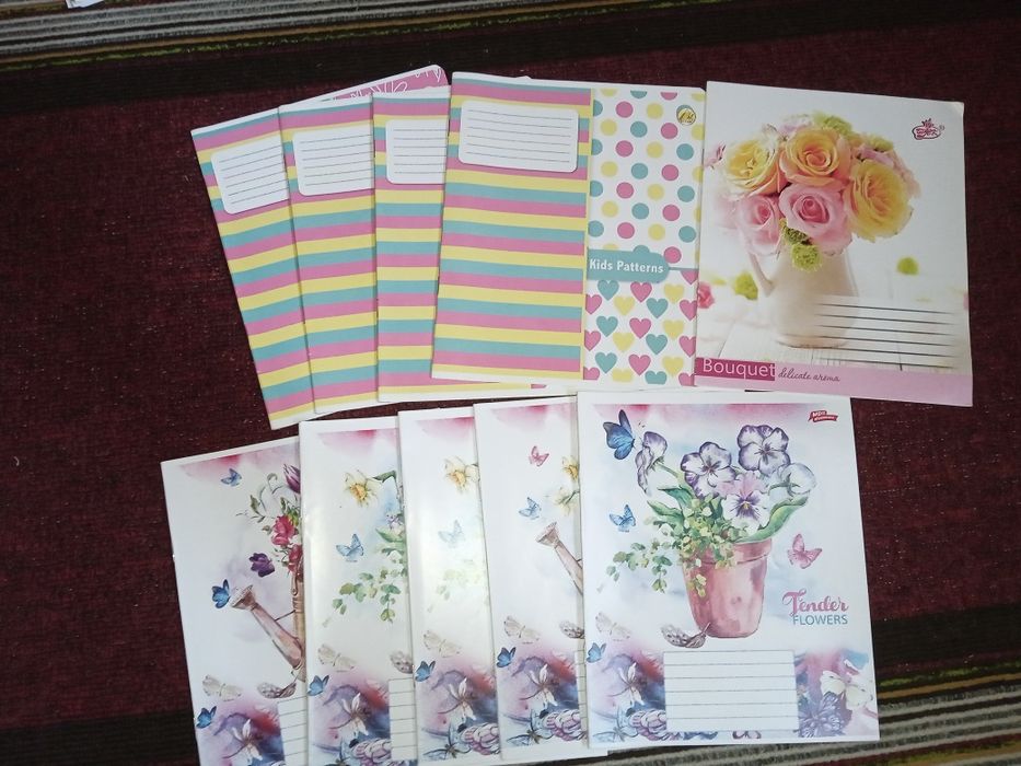 Зошити в косу лінію 12 аркушів