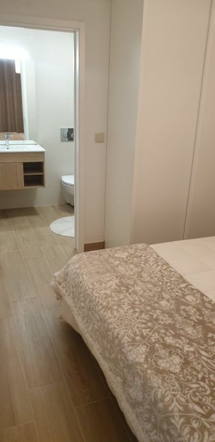 Apartamento T1 com garagem individual, na Senhora da Hora