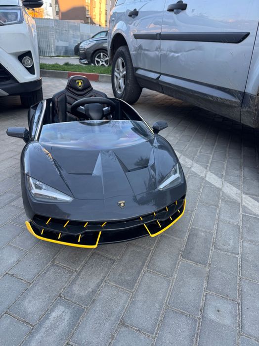 Дитячий електромобіль Bambi Lamborghini Centenario M 4319 EBLR