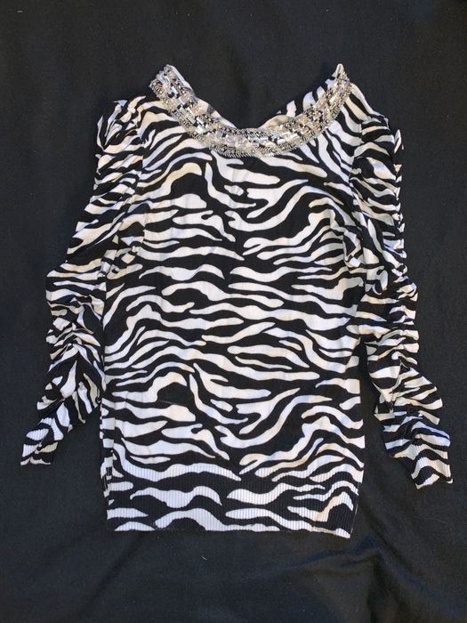 Bluzka w zebrę biało-czarną